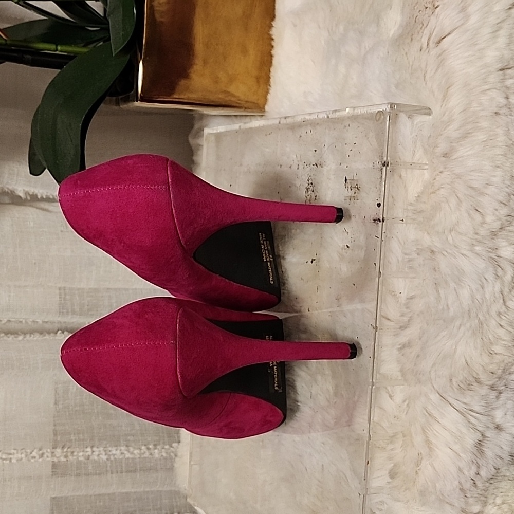 Pink heels - Picture 2 of 4